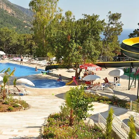 Otel Nicholas Park 4*