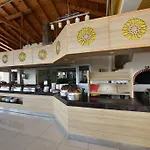 Hotel Nicholas Park 4*