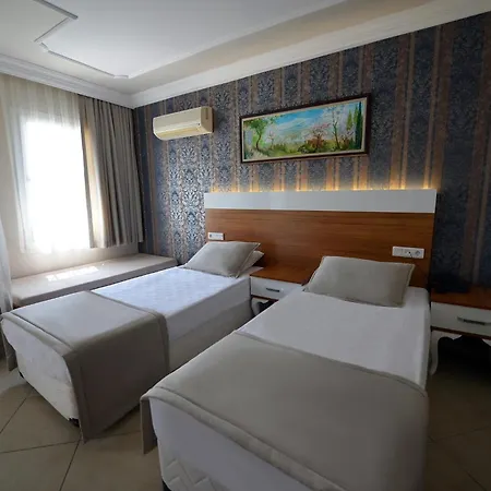 Nicholas Park Отель 4*