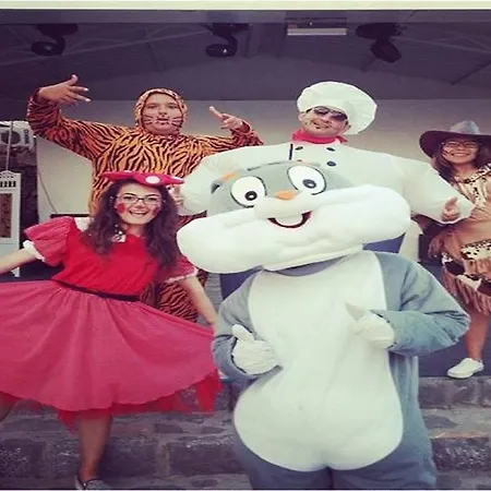 Nicholas Park Hotel 4*