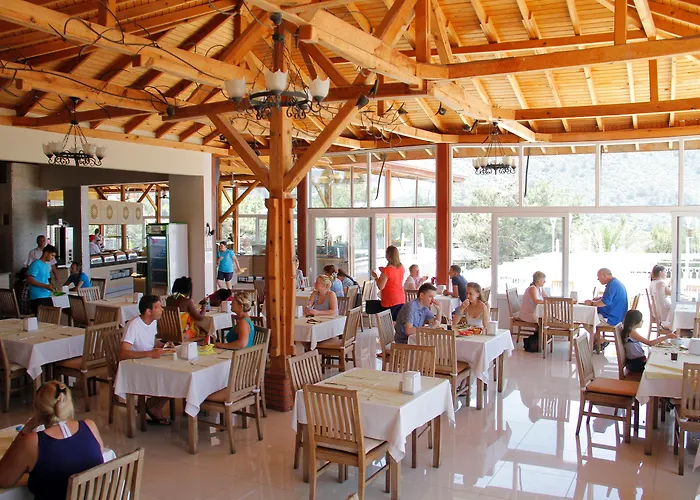 Отель Nicholas Park