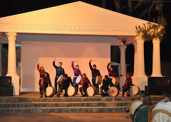 Nicholas Park 호텔 4*